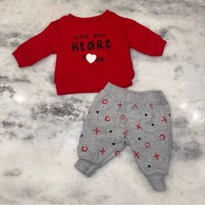 Carters 2 Piece “Stole Your Heart” Outfit Newborn